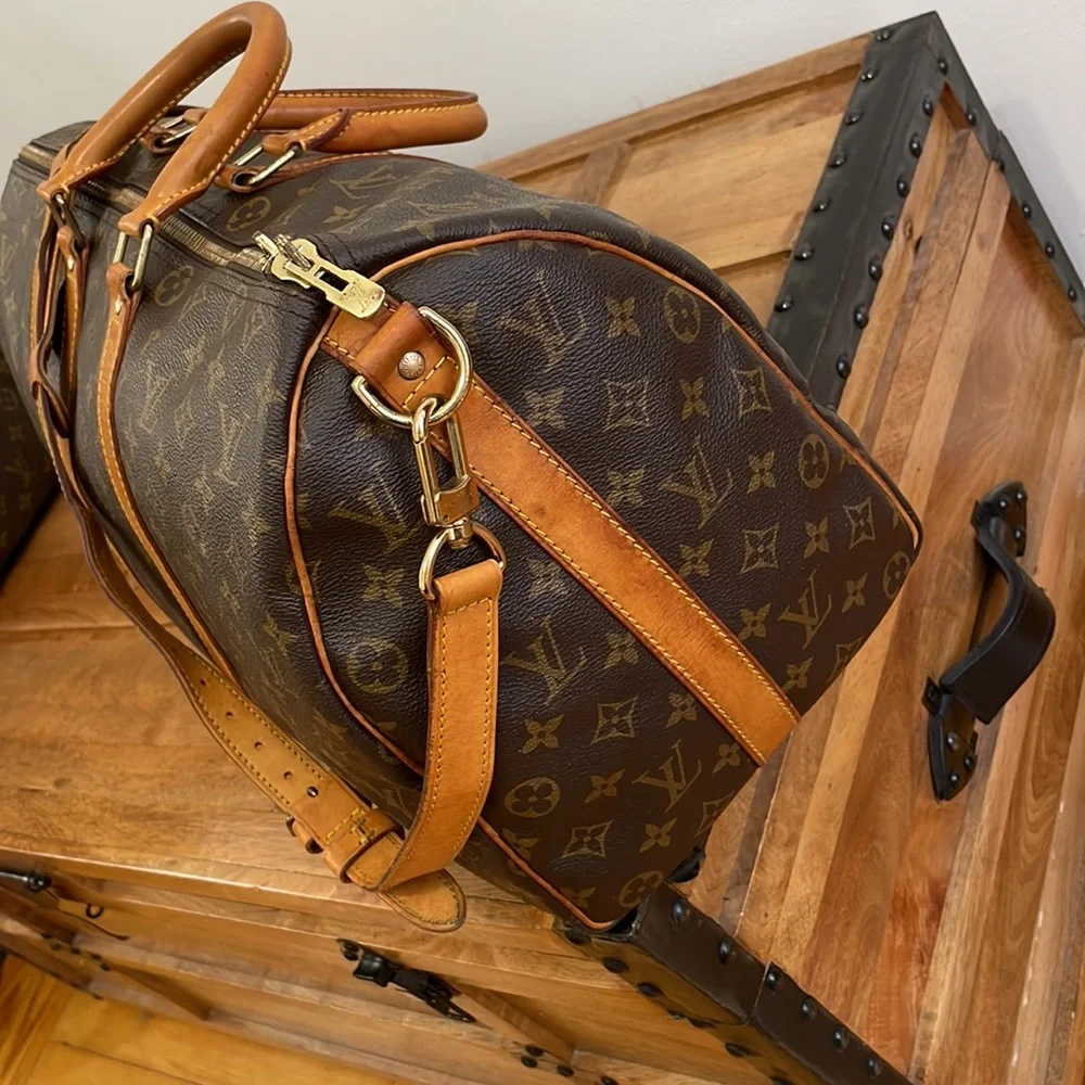 Louis Vuitton Bandouliere Keepall 45 Travel Bag. - Picture 12 of 15